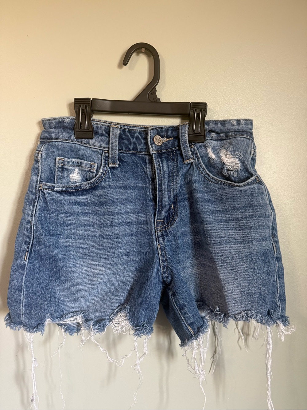 Flying Monkey Distressed Mid-Rise Denim Cutoff Shorts Medium Wash Size 23